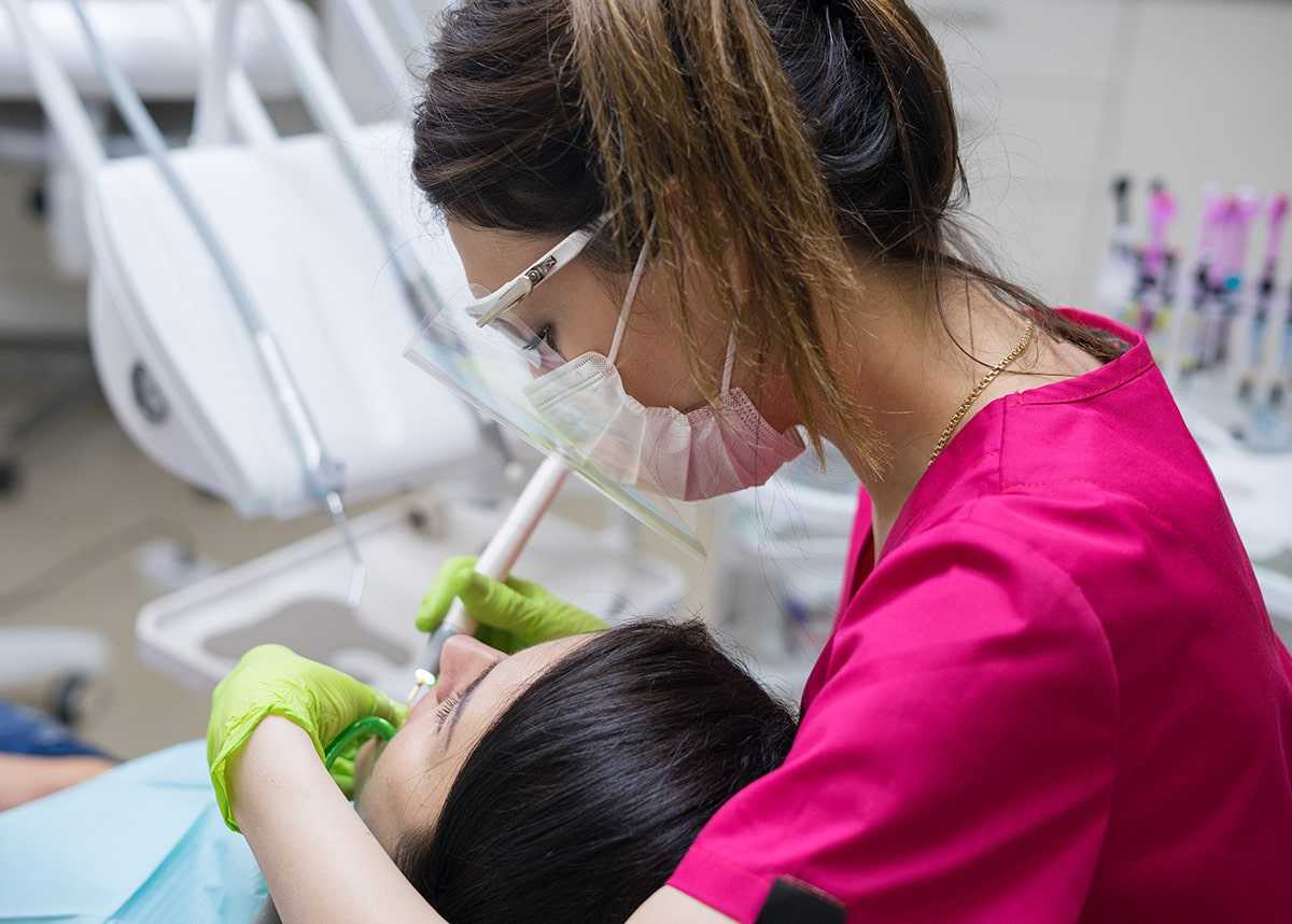 What Do Dental Hygienist Do